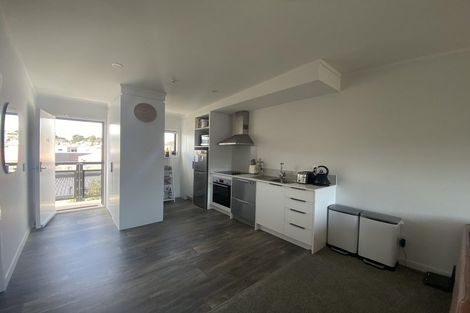 Photo of property in 10/16d Constable Street, Newtown, Wellington, 6021