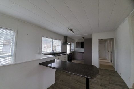 Photo of property in 1/802 East Coast Road, Oteha, Auckland, 0630