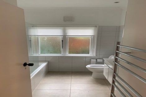 Photo of property in 121 Karori Road, Karori, Wellington, 6012