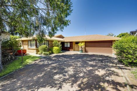 Photo of property in 32 Kotuku Place, Taradale, Napier, 4112