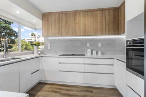 Photo of property in 1/5 Pelican Lane, Unsworth Heights, Auckland, 0632