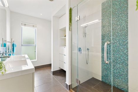 Photo of property in 477 Te Atatu Road, Te Atatu Peninsula, Auckland, 0610