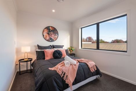 Photo of property in 24u2 Liverpool Street, Hamilton Central, Hamilton, 3204