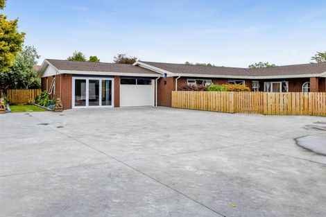 Photo of property in 11 Matai Place, Hawera, 4610