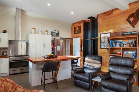 Photo of property in 542 Waitekauri Road, Waikino, Waihi, 3682