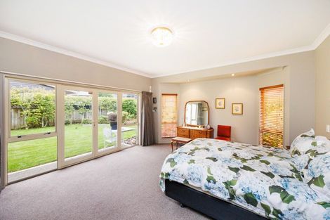Photo of property in 11 Pastoral Lane, Hokowhitu, Palmerston North, 4410