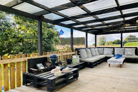 Photo of property in 330 No 2 Road, Te Puke, 3182