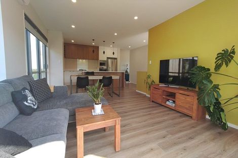 Photo of property in 120 Parkview Drive, Gulf Harbour, Whangaparaoa, 0930