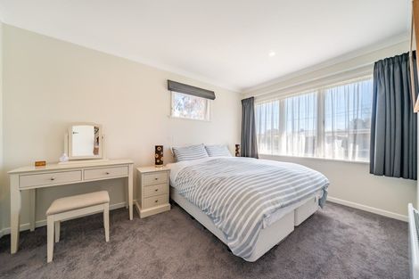 Photo of property in 18 Charles Street, Clouston Park, Upper Hutt, 5018