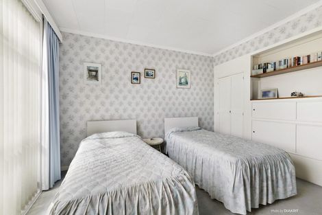 Photo of property in 156a Queens Drive, Lyall Bay, Wellington, 6022