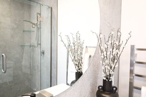 Photo of property in 6 Samuel Place, Terrace End, Palmerston North, 4410