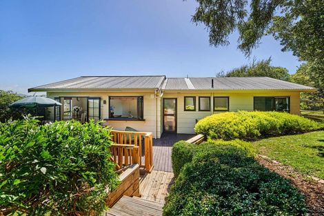 Photo of property in 16 Transom Close, Whitby, Porirua, 5024