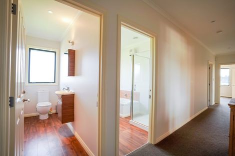Photo of property in 17 Angus Lane, Tokomaru, Palmerston North, 4474