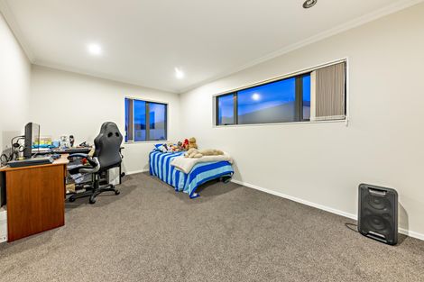 Photo of property in 46c Russell Road, Manurewa, Auckland, 2102