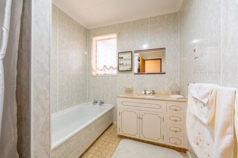 Photo of property in 6 Bond Street, Waimate, 7924