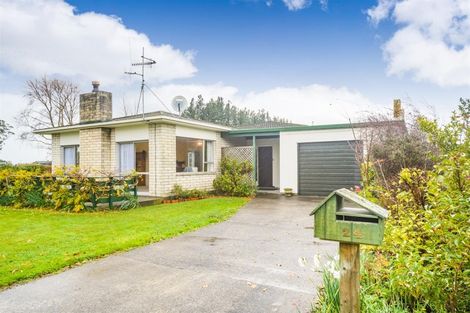 Photo of property in 24 Oaklea Avenue, Marton, 4710