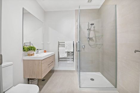 Photo of property in 1106/8 Lakewood Court, Manukau, Auckland, 2104