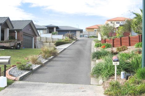 Photo of property in 12 Pointon Glade, Grandview Heights, Hamilton, 3200
