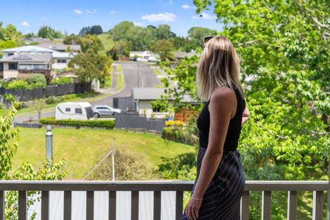 Photo of property in 52 Langstone Street, Welcome Bay, Tauranga, 3112