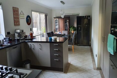 Photo of property in 76b Rathmar Drive, Manurewa, Auckland, 2105