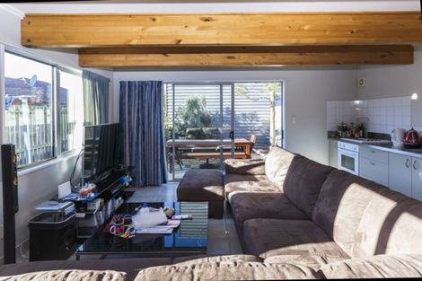 Photo of property in 75 Mandeville Street, Riccarton, Christchurch, 8011