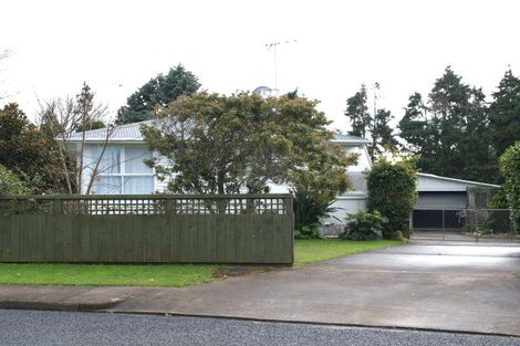 Photo of property in 43 Landon Avenue, Mangere East, Auckland, 2024