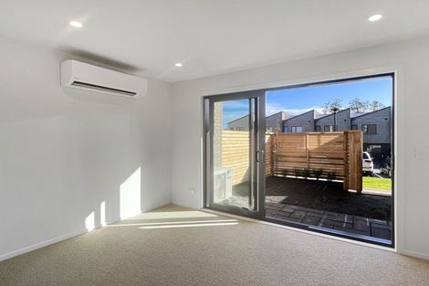 Photo of property in 29/28 Westgate Drive, Westgate, Auckland, 0614