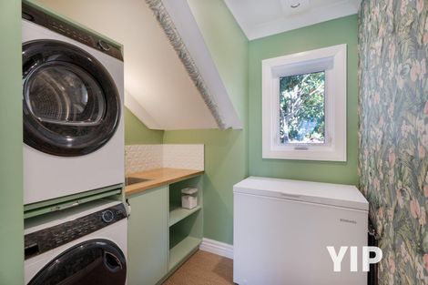 Photo of property in 4 Glenside Road, Glenside, Wellington, 6037