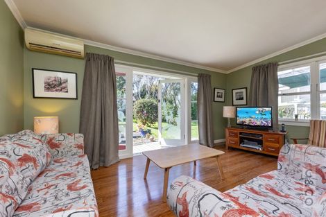 Photo of property in 9 Elliot Street, Riverhead, 0820