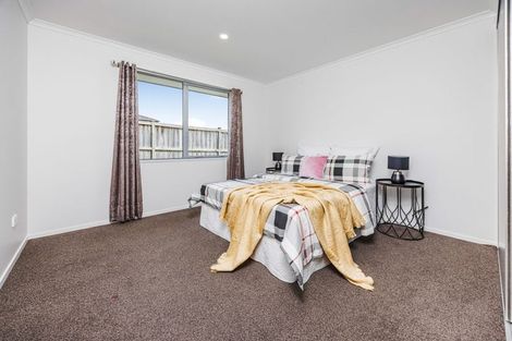 Photo of property in 78 Harriet Johnston Drive, Pokeno, 2402