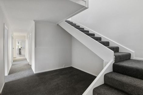 Photo of property in 35 Balmoral Street, Levin, 5510