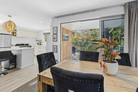 Photo of property in 198 Seaview Road, Westown, New Plymouth, 4310