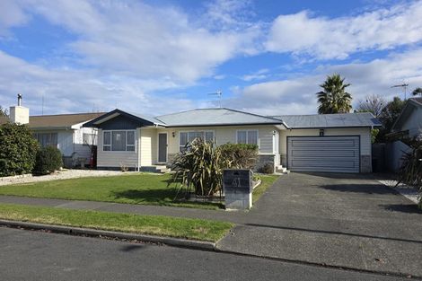 Photo of property in 41 James Foley Avenue, Pirimai, Napier, 4112