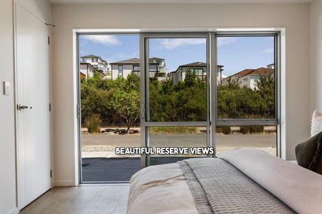 Photo of property in 35 Lawson Creek Street, Massey, Auckland, 0614