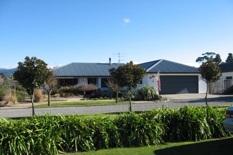 Photo of property in 8 Mole Street, Greytown, 5712