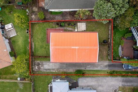 Photo of property in 2/148 Sunset Road, Unsworth Heights, Auckland, 0632