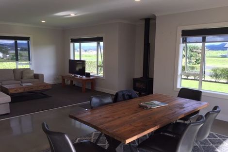 Photo of property in 98 Kupe Drive, Whitianga, 3510