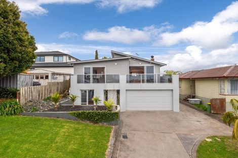 Photo of property in 2 Keys Street, Belmont, Auckland, 0622