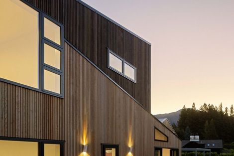 Photo of property in 1/61 Eely Point Road, Wanaka, 9305