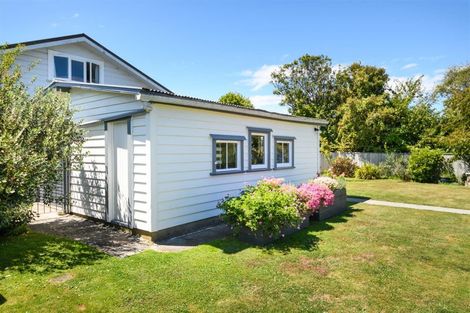 Photo of property in 30 Signal Street, Marton, 4710