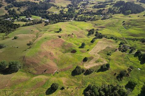 Photo of property in 118 Paparoa Station Road, Paparoa, 0571