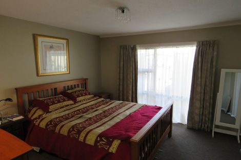 Photo of property in 16a Merrin Street, Avonhead, Christchurch, 8042