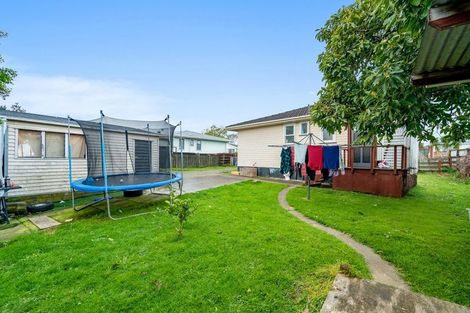 Photo of property in 26 Gainsborough Street, Manurewa, Auckland, 2102