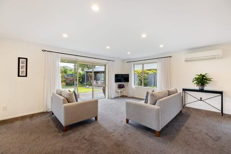 Photo of property in 11 Bernadette Street, Aidanfield, Christchurch, 8025