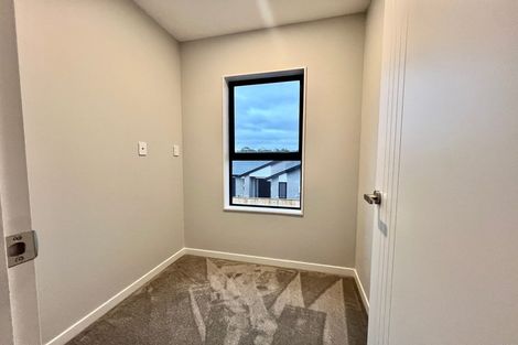 Photo of property in 16 Kiokio Place, Swanson, Auckland, 0614