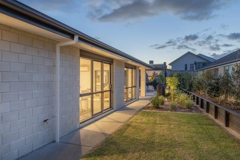 Photo of property in 22 Leeward Drive, Whitianga, 3510