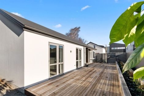 Photo of property in 64 Hewitts Road, Merivale, Christchurch, 8014