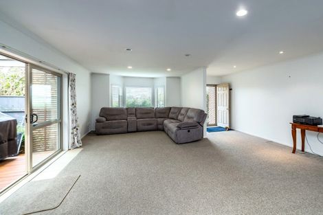 Photo of property in 2 Joan Allen Lane, Masterton, 5810