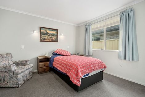 Photo of property in 4 Seashell Drive, Papamoa Beach, Papamoa, 3118