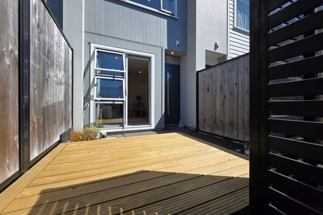 Photo of property in 5 Mcgrath Way, Taita, Lower Hutt, 5011